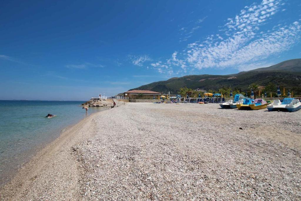 Hotel Artisti Vlorë Exterior foto